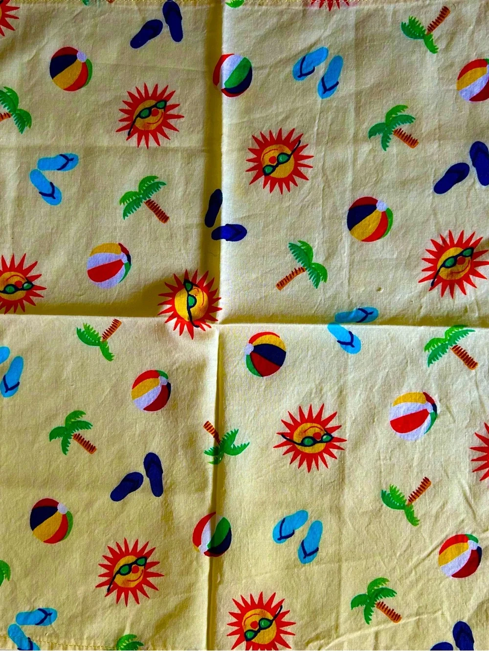 7 Vintage Beach Print Cotton Fabric Napkins, 17” Square, Yellow Background NWOT